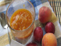 Сливово-персиковый десерт