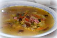 Гороховый суп с копченым салом и копченой колбасой
