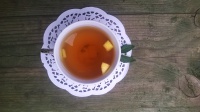 Чай с мелиссой и персиком