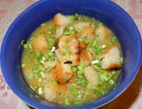 Овощной суп-пюре с гренками