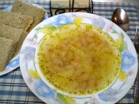 Постный фасолевый суп с укропом