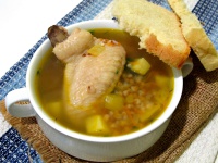 Суп гречневый с куриными крылышками