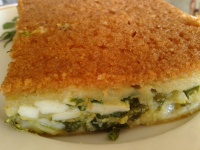 Заливной пирог с зелёным луком и яйцами