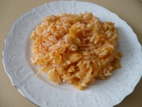 Постный рис с тушеной капустой