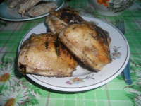 Куриные бедра в маринаде с эстрагоном