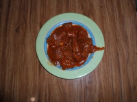 Говядина тушеная в томатно-молочном соусе